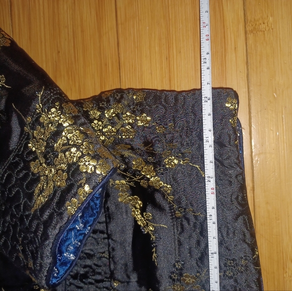 Mens Silk Cheongsam Traditional Jacket - Picture 5 of 8